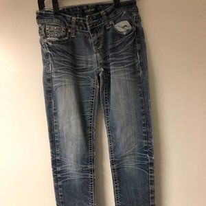 ZCO Womens Jeans size 5 Embellished back pockets